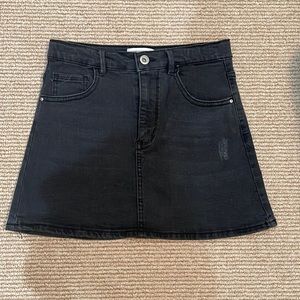 Zara kids jean skirt (black)